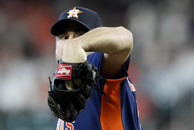 Astros' Verlander Exits Sunday's Game Early with Right Calf Discomfort -  Fastball