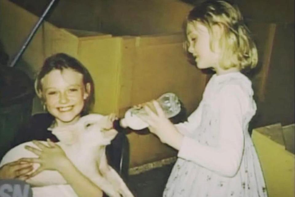 <p>Elle Fanning/Instagram</p> (Left-right:) Dakota Fanning and Elle Fanning via Instagram