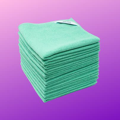 Microfiber cleaning cloths