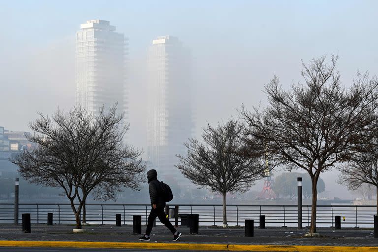 La niebla de este lunes en la ciudad de Buenos Aires