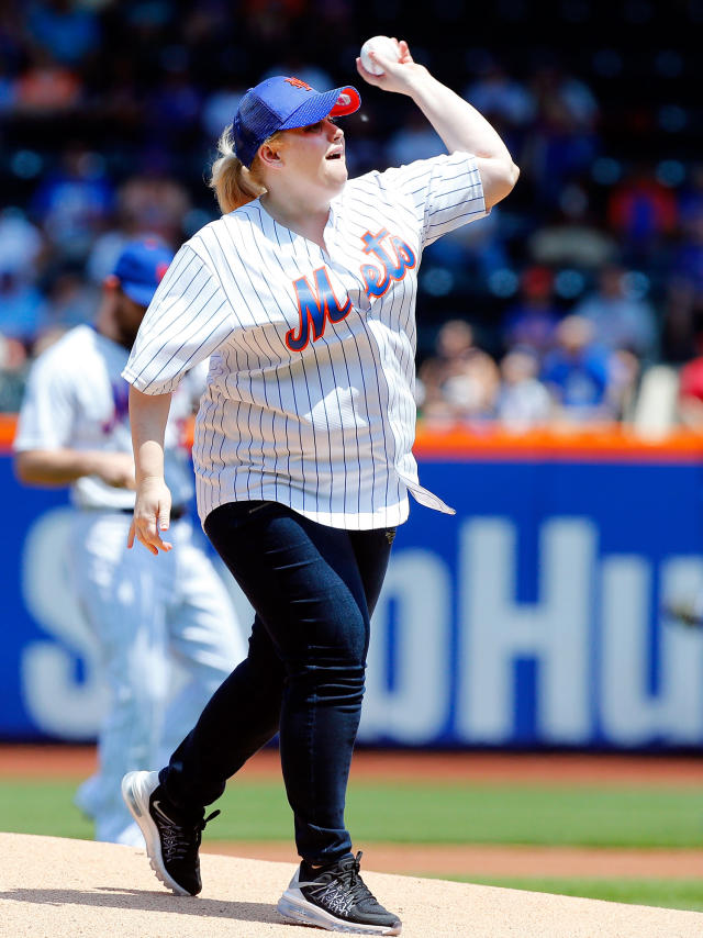 Karlie Kloss Throws First Pitch at Cardinals Game on Memorial Day