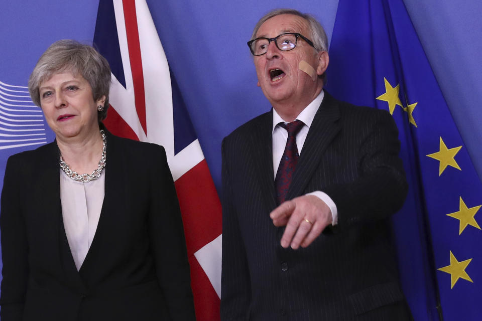 Theresa May und Jean-Claude Juncker fanden bei ihrem Treffen am Mittwoch keine Lösung zum Brexit. (Bild: AP Photo/Francisco Seco)