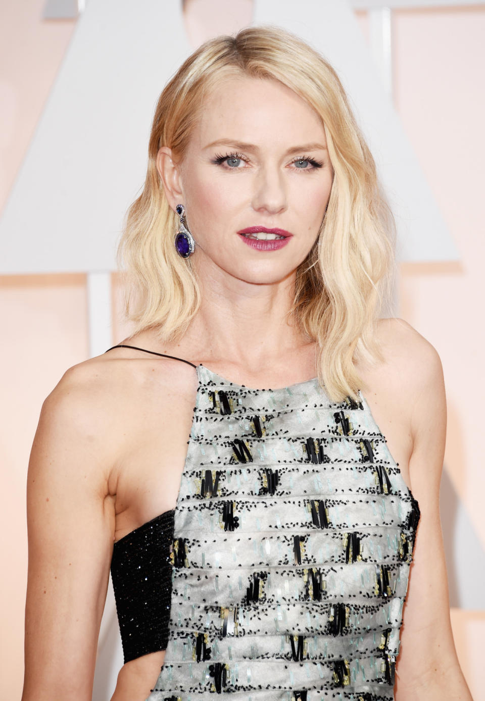 Naomi Watts Wears Anna Hu Large Sapphire Drop Earrings