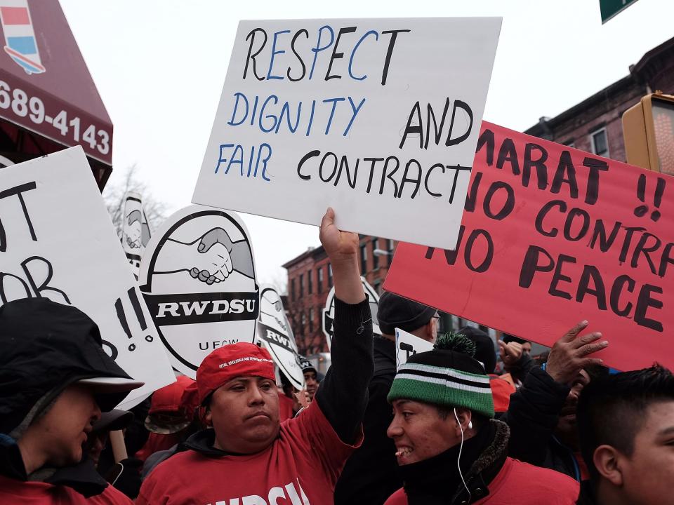 union workers protest