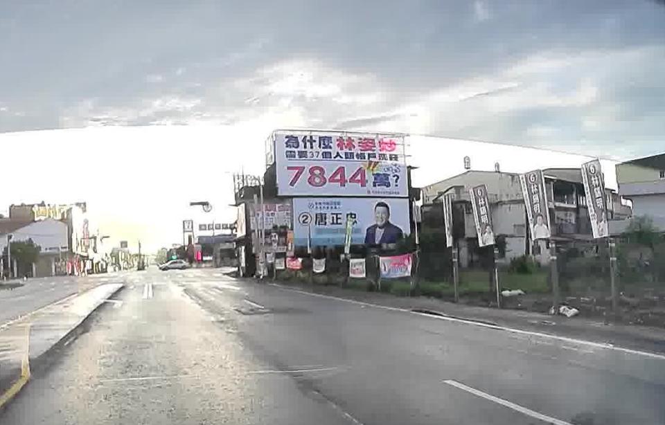 宜蘭縣選戰文宣倒退到三十年前的烏賊戰   張文隆/攝