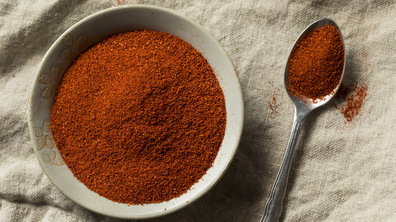 Red smoked paprika in bowl