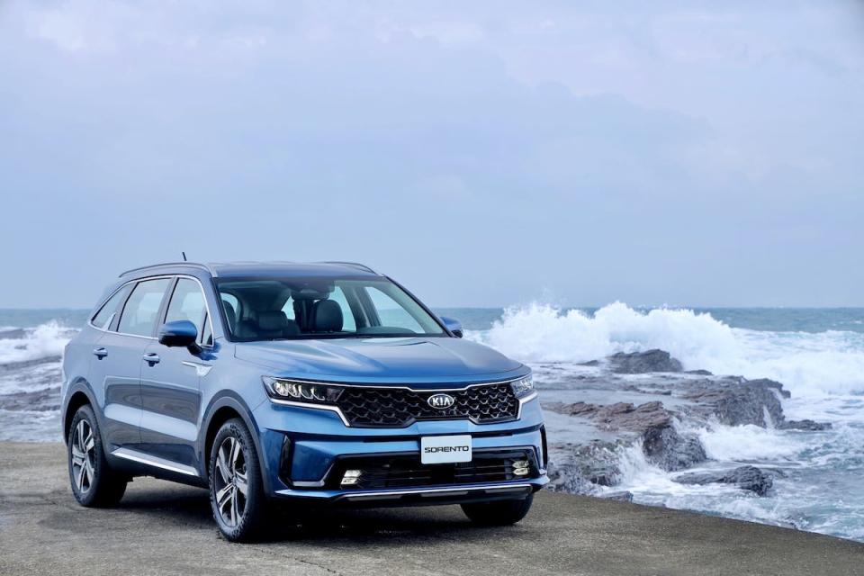 2. KIA豪華旗艦休旅 All-new Sorento 3月份持續寫下60台的銷售佳績外，上市至今更已累計近500張訂單！.jpg