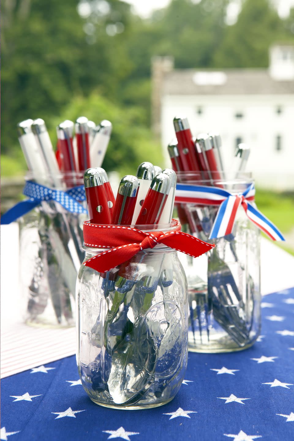 Trim flatware containers.