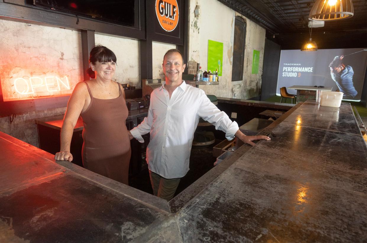 Hupp Gulf, a new business in downtown Canton featuring golf simulators, food and drinks, expects to open in November.
