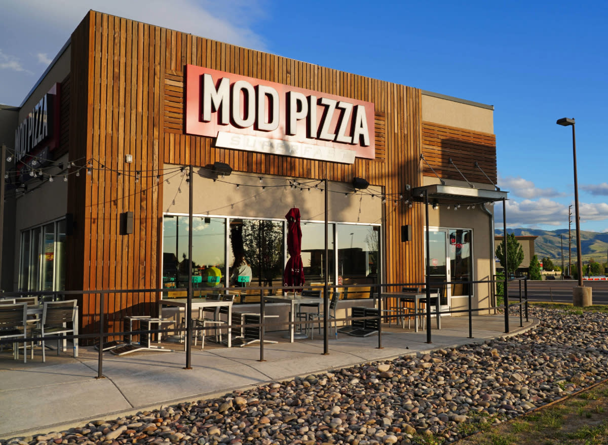 mod pizza exterior