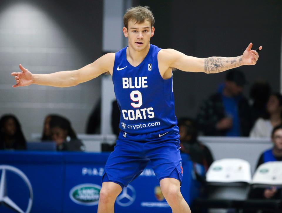 NBA slam dunk contest winner Mac McClung drops back on defense as he returns to the Blue Coats in a G League game at the Chase Fieldhouse on Wednesday, Feb. 22, 2023.