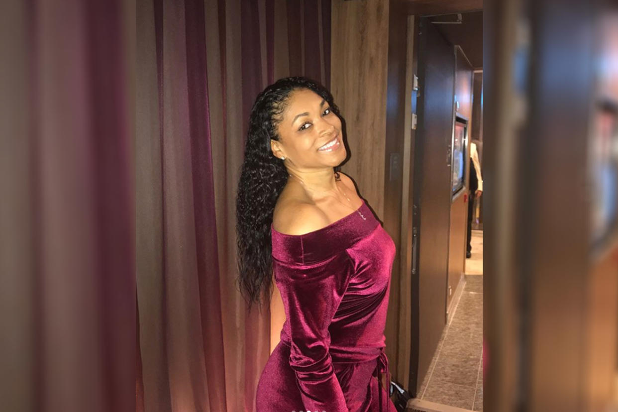 This gorgeous mother of three looks as if she’s in her 20s not in her mid-40s. (Photo: Instagram/tajiahgary)