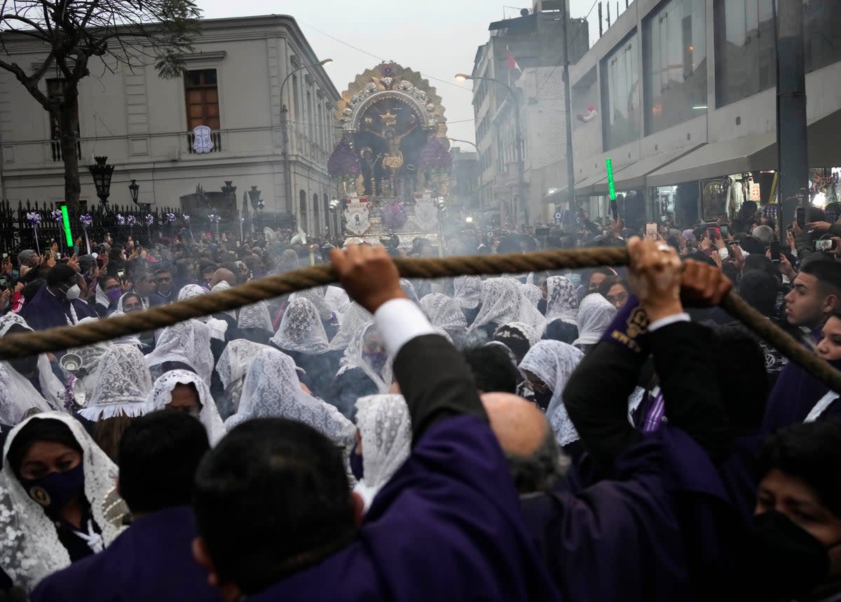 APTOPIX PERÚ-SEÑOR DE LOS MILAGROS (AP)