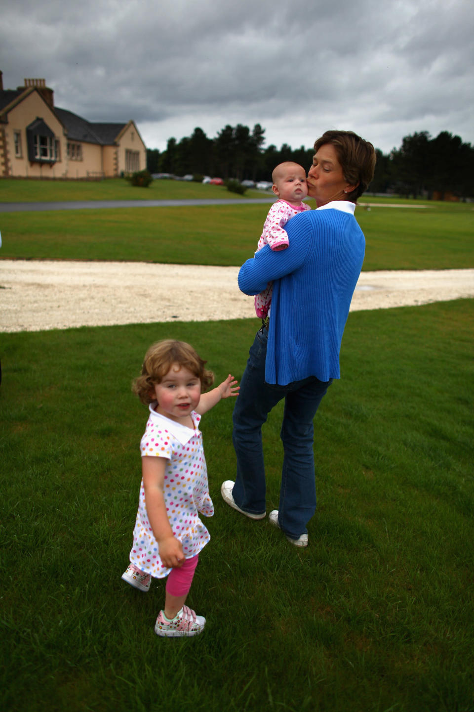 Catriona Matthew (Golf, Écosse) La femme de 39 ans était enceinte de cinq mois lorsqu'elle a remporté la Coupe du Brésil, tournoi de la LPGA, par cinq coups face à l'Américaine Kristy McPherson, en 2009. Elle évolue toujours sur le circuit de la LPGA même si elle est aujourd'hui mère de deux enfants.