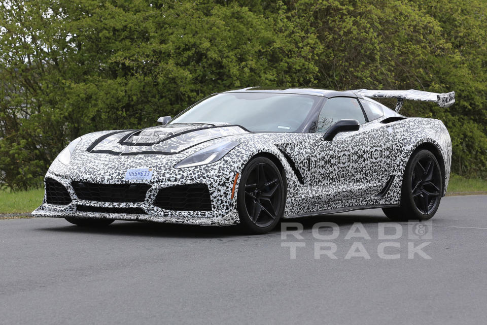 <p>There's a super-'Vette lapping the Nurburgring in camouflage with a big rear wing and huge air scoops. Yep: That's the upcoming ZR1.</p>