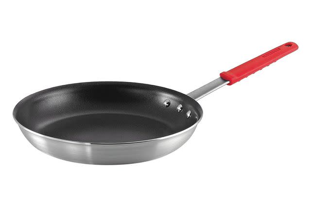 Shoppers Have Finally Discovered a Nonstick Frying Pan That