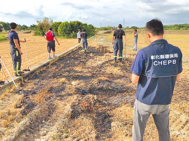 彰化縣是農業大縣，每到稻子收割期間總會有農民違法露天燃燒稻草，縣府祭出監視器、空拍機等稽查利器，今年更出動AI監測，查緝成果是過去的6倍。（本報資料照片／吳建輝彰化傳真）