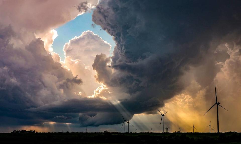 A system of thunderstorms passes near Emporia on May 14, 2020.