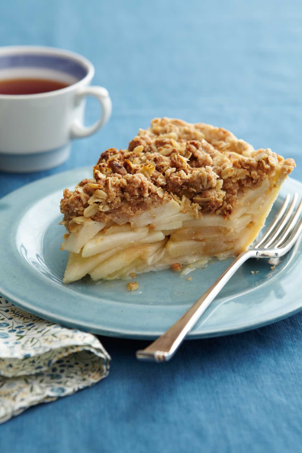 Apple and Oatmeal Ginger Crumb Pie