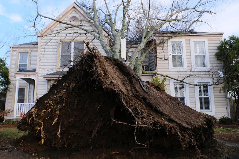 Tornado activity damages homes and buildings in Tennessee