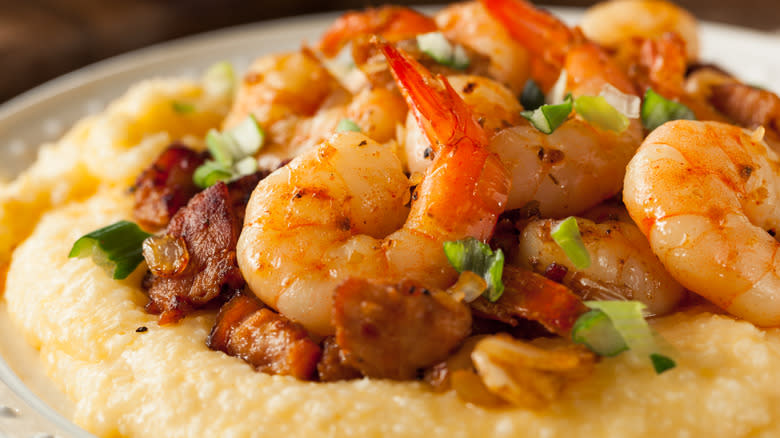 shrimp and grits with pork