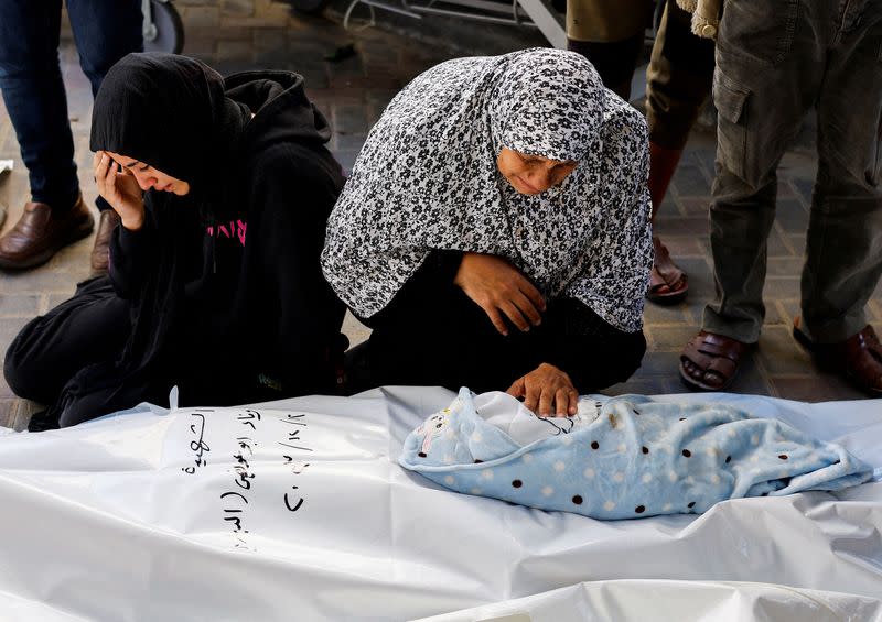 Gaza baby born and killed in war