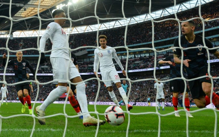 Jesse Lingard puts England level against Croatia