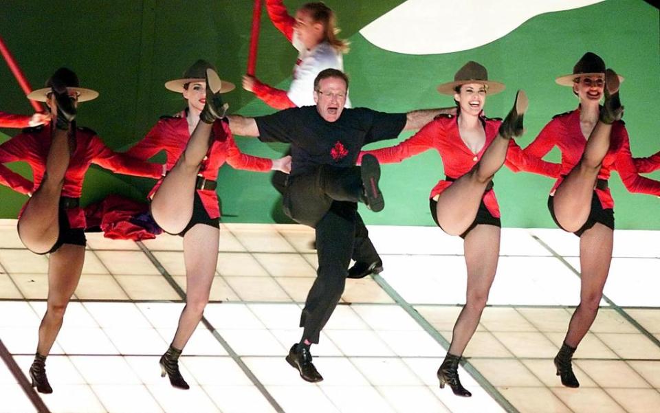 Robin Williams brought some high-kicking hilarity to the 2000 Academy Awards when he performed “Blame Canada.” AFP via Getty Images