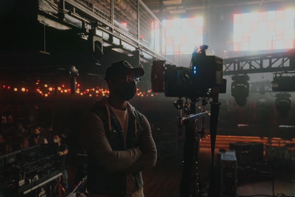 Music video director Ed Pryor is nominated for a CMA Award for Dierks Bentley's 'Gone'