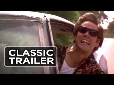 4. Ace Ventura: Pet Detective