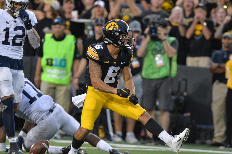 Keagan Johnson and Iowa are now 6-0.