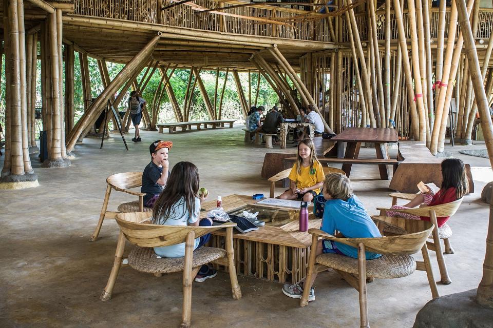 Students eating lunch at Green School Bali