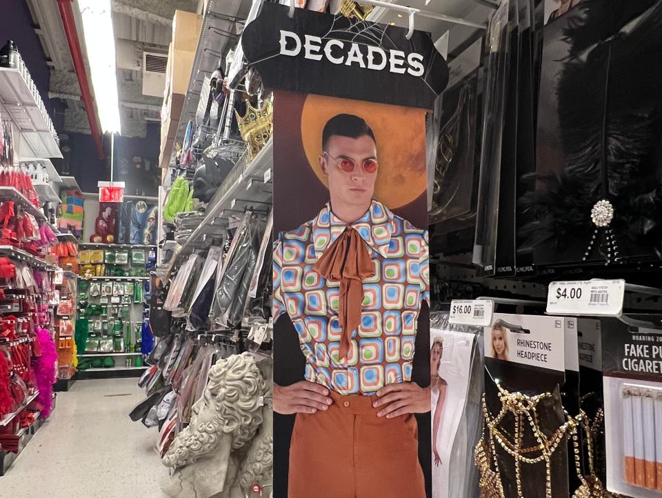 decades party city