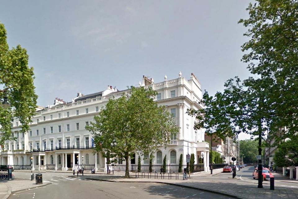 Belgrave Square (Google Street View)