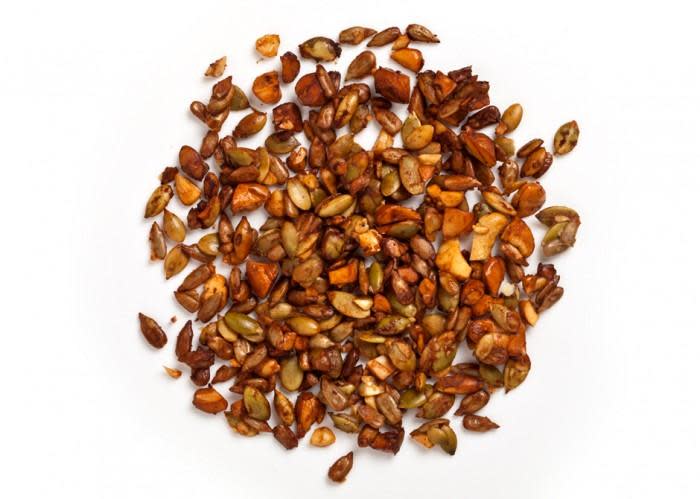 spiced-pumpkin-seed-and-cashew-crunch