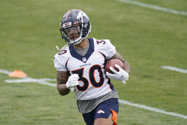 Broncos rookie Caden Sterns signs with Denver