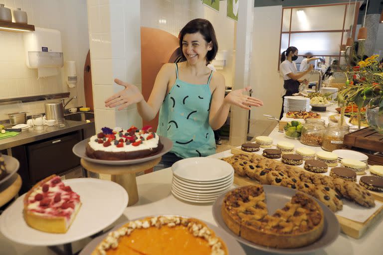 La "mesa dulce" de Ximena Sáenz en su flamante restaurante