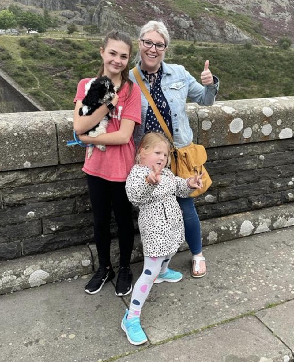 Harris says losing the weight has lead to her enjoying life with her daughters, pictured with her daughters. (L-R) Catherine, Claire Harris, Felicity. (Caters)