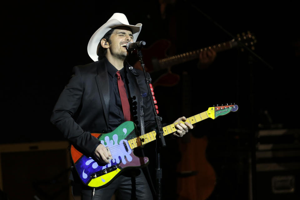 Brad Paisley performs during The Inaugural Ball at the Washignton convention center during the 57th Presidential Inauguration in Washington, Monday, Jan. 21, 2013. (AP Photo/Paul Sancya)