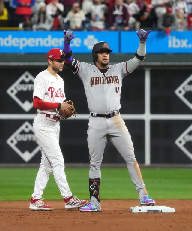 Fans cheer on Arizona Diamondbacks vs. Philadelphia Phillies: photos