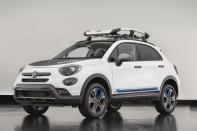 <p>The 500X for surfers, the Mobe has painted wheels and a roof rack. </p>