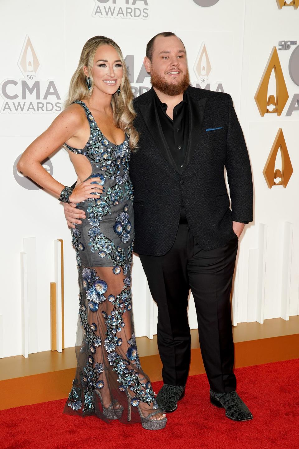 Luke Combs and Nicole Hocking arrives for the 56th CMA Awards at Bridgestone Arena Wednesday, Nov. 9, 2022, in Nashville, Tenn. 