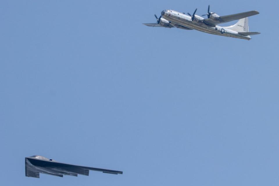 The B-2 and B-29 <em>Doc</em> airborne together over Whiteman Air Force Base last Saturday. <em>Kaden m</em>