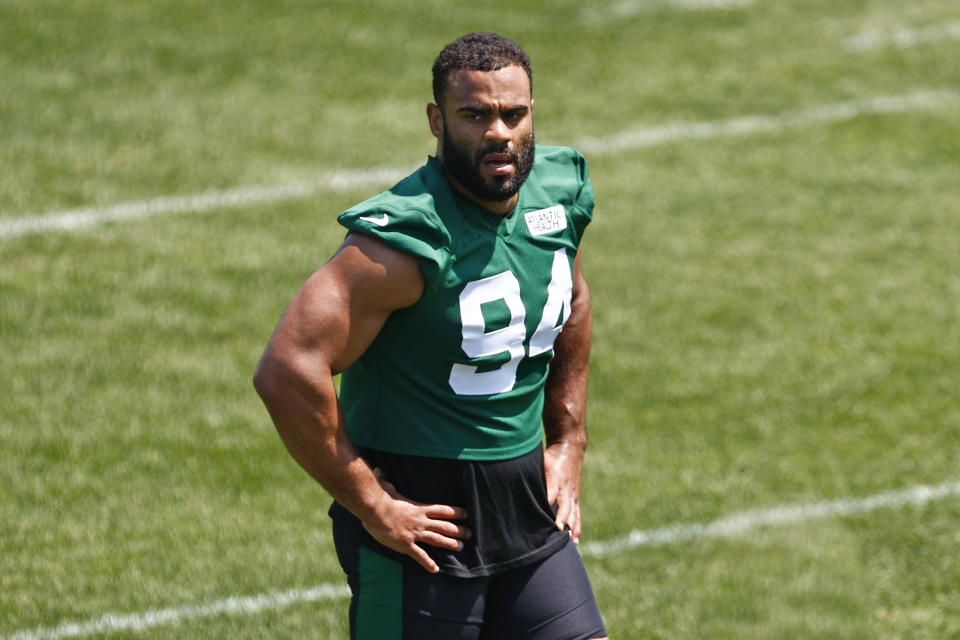 Solomon Thomas, now in his seventh season, knows the pressure that Jets rookie passing thrower Will McDonald IV faces.  (Photo by Rich Schultz/Getty Images)