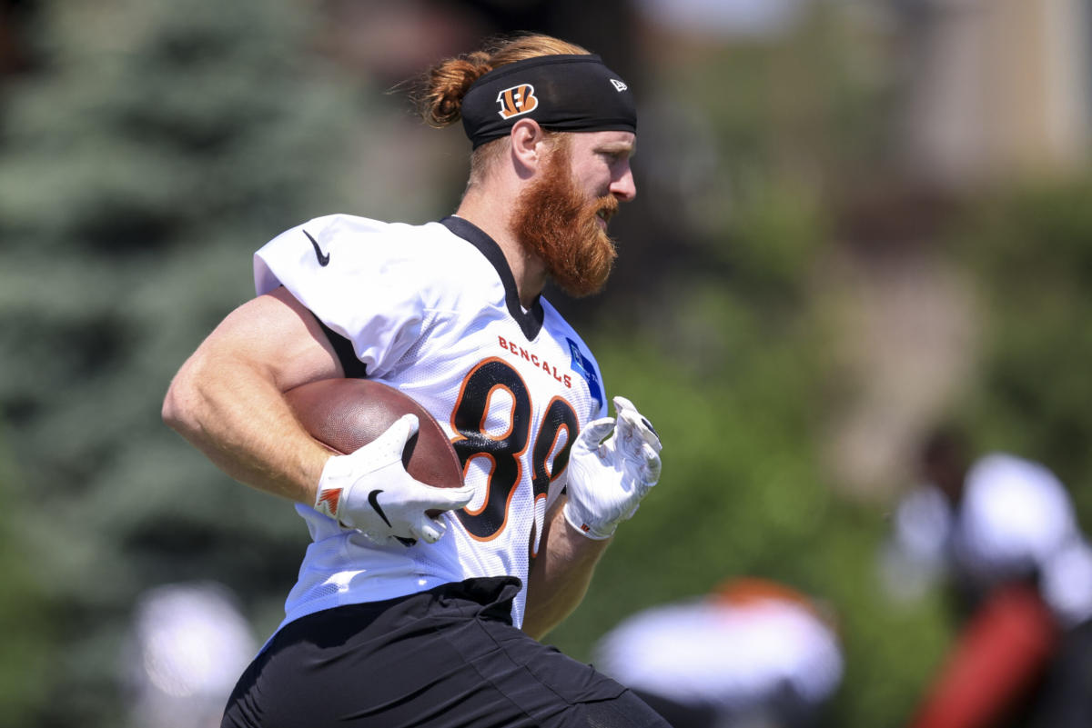 Bengals Training Camp New Start For Hurst