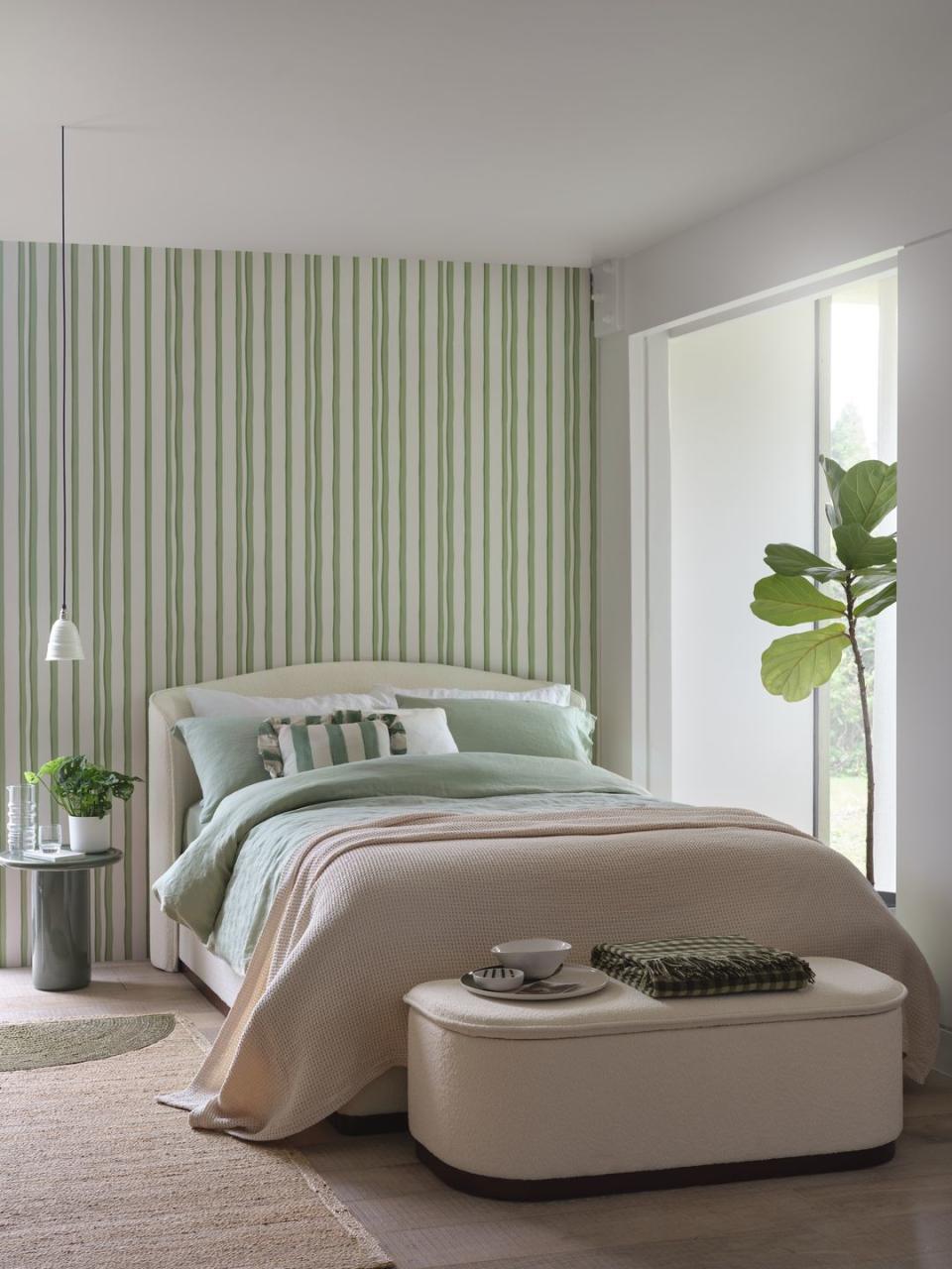 green bedroom ideas wallpaper