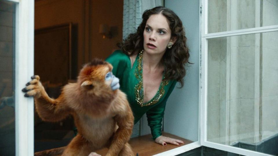 His Dark MaterialsSeason 1, Episode 2Ruth Wilson as Mrs. Coulter and her golden monkey daemon | HBO