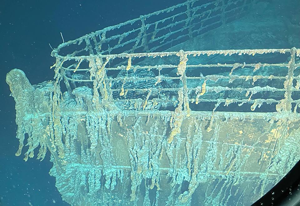 A view of the Titanic bow from the Oceangate submersible 