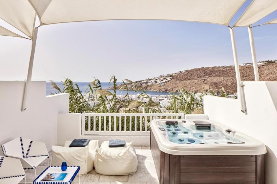 best hotels in mykonos