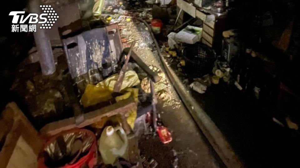 雲林縣斗六市1處貨櫃屋火警造成1死1傷。（圖／TVBS）